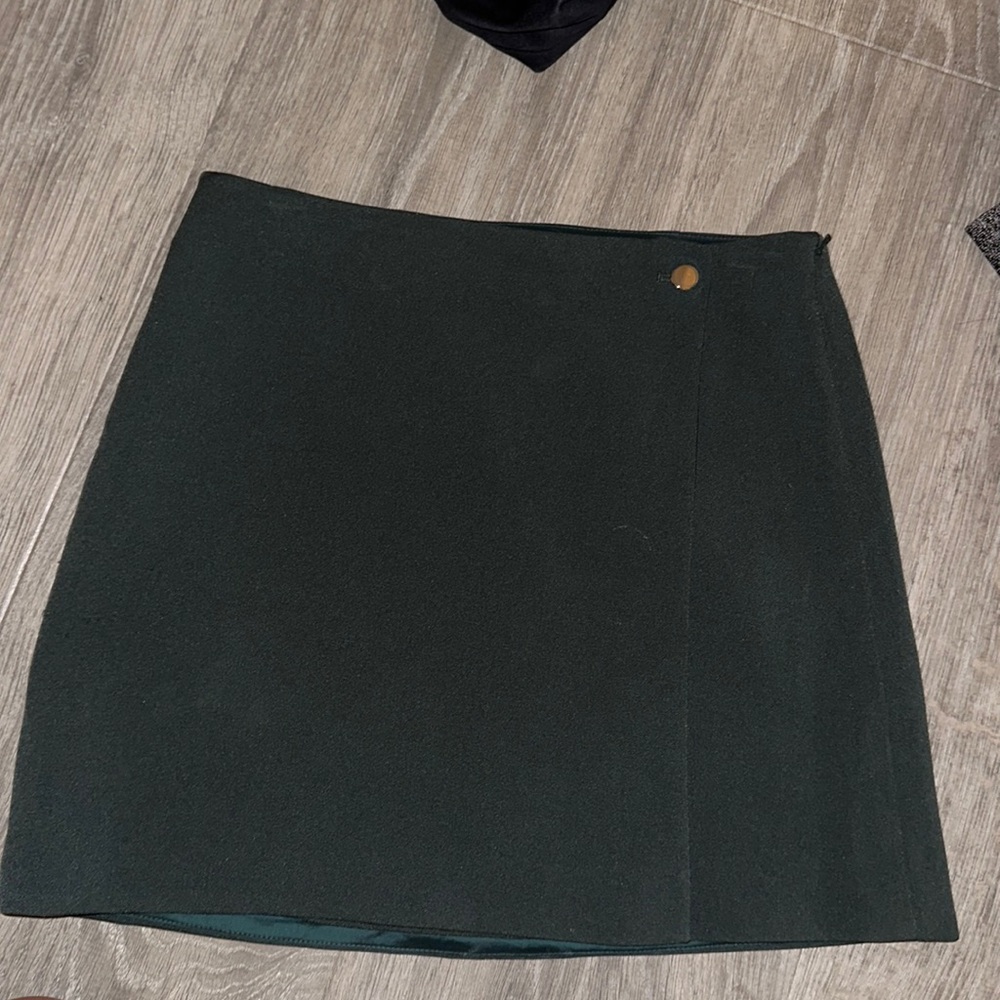 NWOT BABATON DARK GREEN ENVELOPE MINI SKIRT SIZE 8